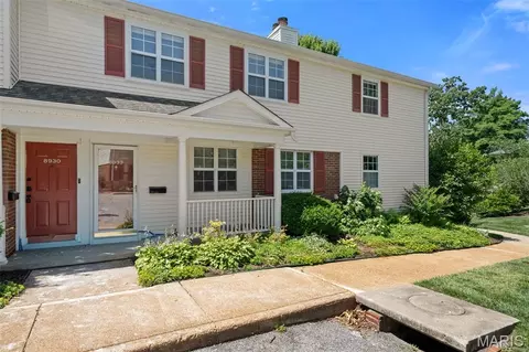 8932 Cardinal Ter, Saint Louis, MO 63144