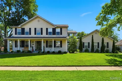 16129 Sea Breeze Ct, Wildwood, MO 63040