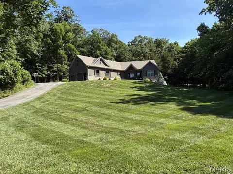 3649 Roads End Acres Rd, Imperial, MO 63052
