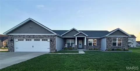 603 Mortar St, Mascoutah, IL 62258