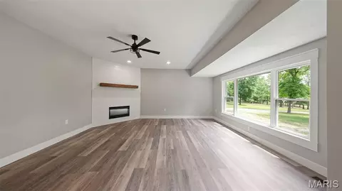 Living - 1657 Dent County Road 2130, Rolla, MO 65401 photo 1 of 4
