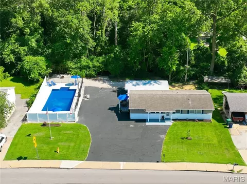 10808 Midland Blvd, Saint Louis, MO 63114