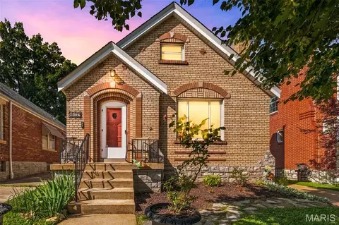 4132 Tyrolean Ave, Saint Louis, MO 63116