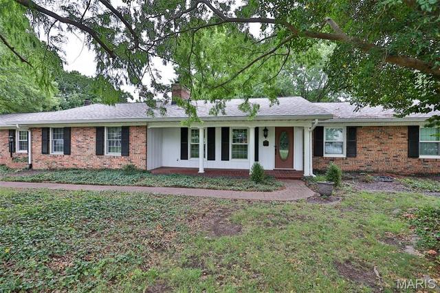 1000 Schwarz Rd, Edwardsville, IL 62025
