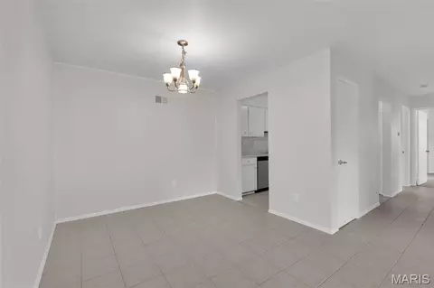 Dining - 128 Shadalane Unit Apt A Walk, Ballwin, MO 63011 photo 1 of 1