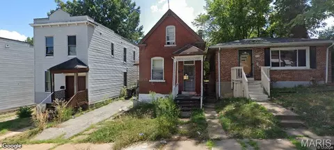 854 Canaan Ave, Saint Louis, MO 63147