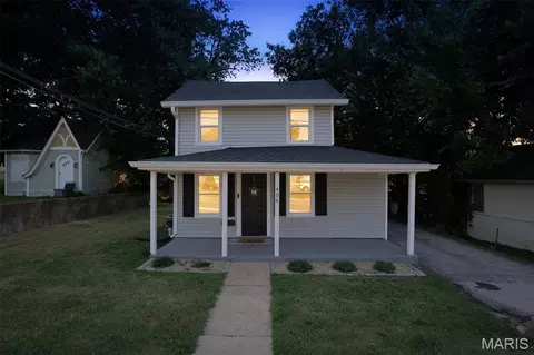 406 N Mill St, Festus, MO 63028