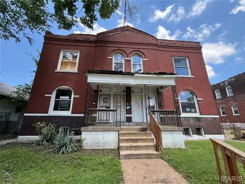 4149 Labadie Ave, Saint Louis, MO 63115