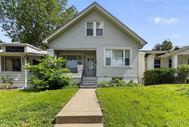 6847 Corbitt Ave, University City, MO 63130
