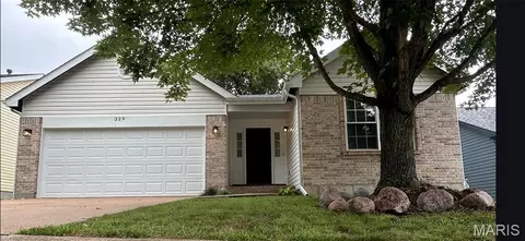 329 Crescent Ave, Valley Park, MO 63088