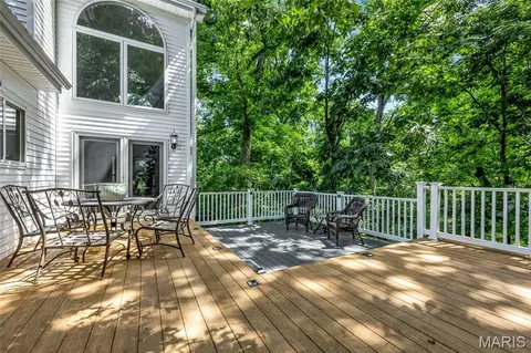 Exterior - 724 Oaksdale Summit Ct, Wildwood, MO 63011 photo 5 of 6