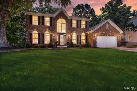 Exterior - 724 Oaksdale Summit Ct, Wildwood, MO 63011 photo 2 of 6