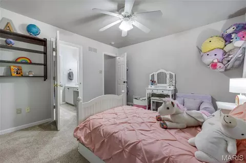 Bedroom - 724 Oaksdale Summit Ct, Wildwood, MO 63011 photo 6 of 11