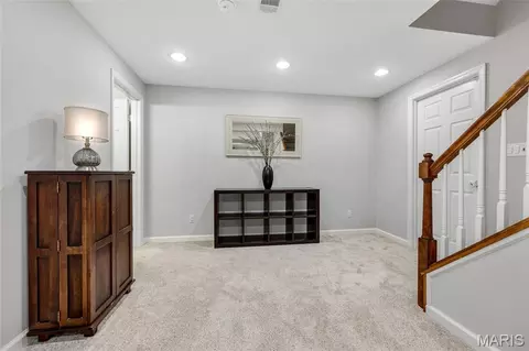 Entry Way - 724 Oaksdale Summit Ct, Wildwood, MO 63011 photo 6 of 6
