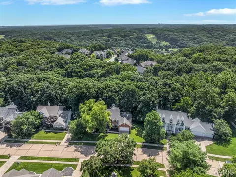 View/Area - 724 Oaksdale Summit Ct, Wildwood, MO 63011 photo 2 of 3