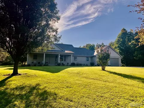 Exterior - 1205 N Hickory St, Dexter, MO 63841 photo 1 of 4