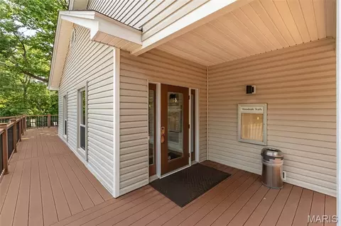 Exterior - 817 Woodside Trails Dr, Ballwin, MO 63021 photo 4 of 7