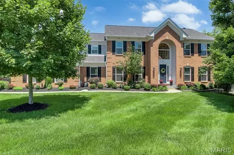 1631 Highland Valley Cir, Wildwood, MO 63005