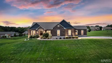 250 Pintail Dr, Old Monroe, MO 63369