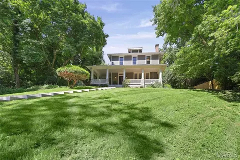 26 Kingston Dr, Belleville, IL 62223