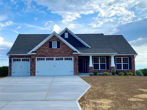 26300 Harmony Hills Dr, Warrenton, MO 63383