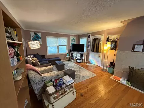 Living - 64 Rose Ct, Rolla, MO 65401 photo 1 of 1
