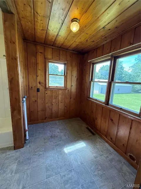 Other - 519 E Walnut St, Perry, MO 63462 photo 5 of 13