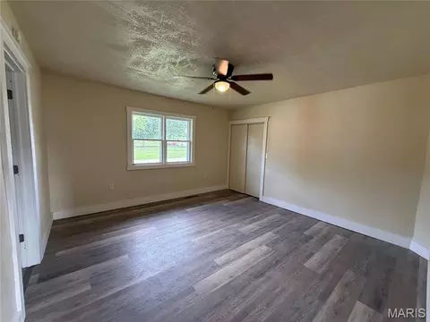 Bedroom - 519 E Walnut St, Perry, MO 63462 photo 3 of 3