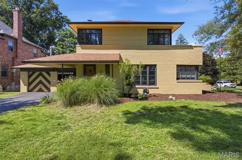 7301 Ravinia Dr, Pasadena Hills, MO 63121