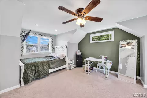 Bedroom - 332 Stark Blvd, Hermann, MO 65041 photo 7 of 8
