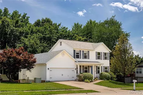 1276 Harvest Ridge Dr, Saint Charles, MO 63303