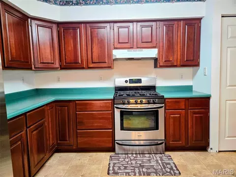 Kitchen - 59 Brook Rd, Hannibal, MO 63401 photo 4 of 5