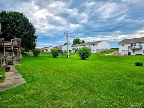Exterior - 59 Brook Rd, Hannibal, MO 63401 photo 5 of 10