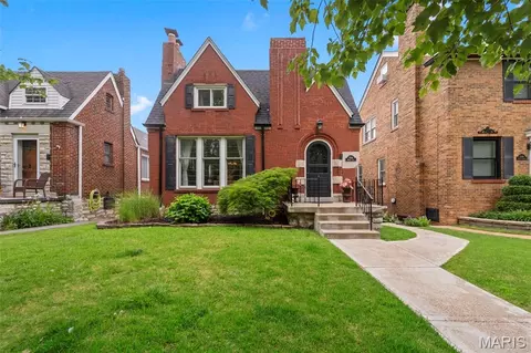 5244 Winona Ave, Saint Louis, MO 63109
