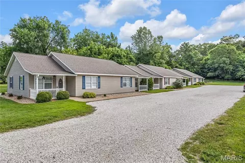 1011 Schieffers Branch Rd, Hermann, MO 65041