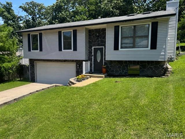 2246 Louie Dr, Arnold, MO 63010