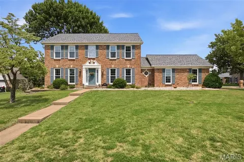 4701 Idecker Pl, Saint Louis, MO 63129