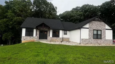 105 Merz Meadows Dr, Troy, MO 63379