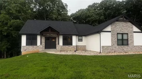 105 Merz Meadows Dr, Troy, MO 63379