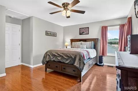 Bedroom - 404 Silver Maple Ct, Fenton, MO 63026 photo 2 of 5