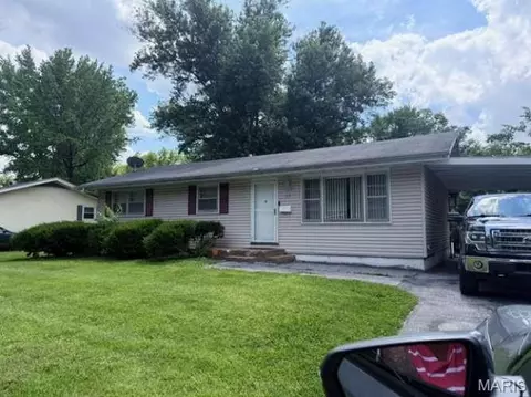 113 Forestwood Dr, Saint Louis, MO 63135