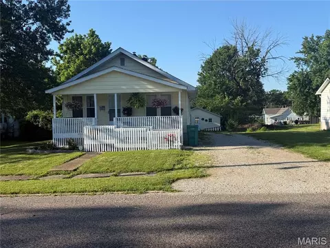 320 Pine St, Sullivan, MO 63080 photo 1