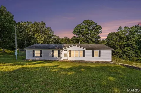2721 Creon Ct, De Soto, MO 63020