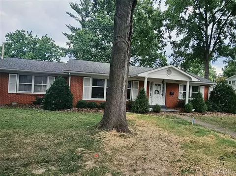 8 Friendship Ct, Troy, MO 63379