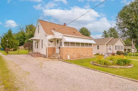 3518 Oscar Ave, Alton, IL 62002