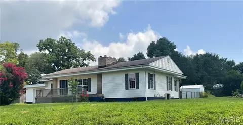 607 S Wood Ave, Fredericktown, MO 63645