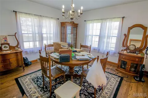 700 Gehle St, Saint Peter, IL 62880 photo 7