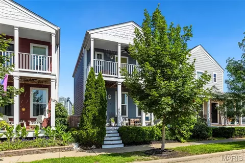 3246 Starkville St, Saint Charles, MO 63301
