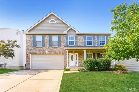 3316 Walworth Way Dr, Mehlville, MO 63129