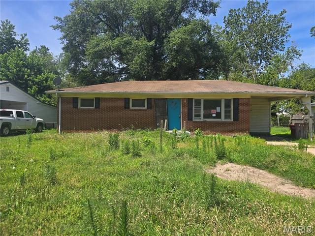 905 S Prairie St, Sikeston, MO 63801